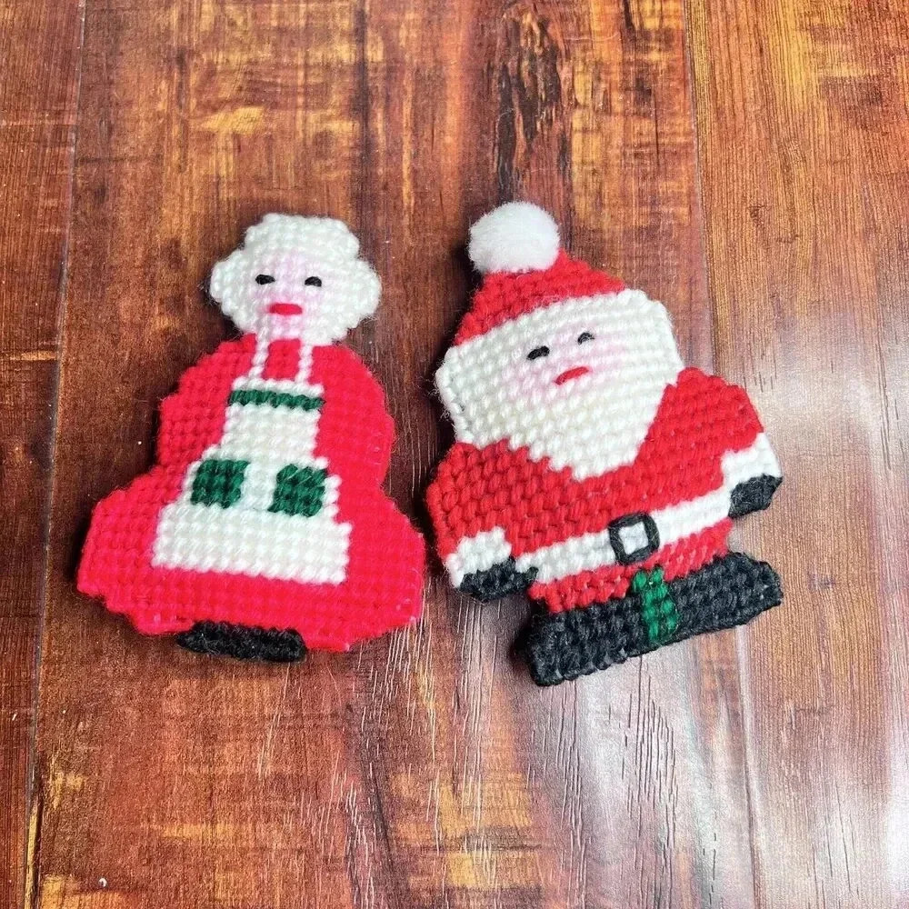 Vintage Handmade‎ Santa Mrs Claus Needlepoint Christmas Ornament Set 70s Kitsch